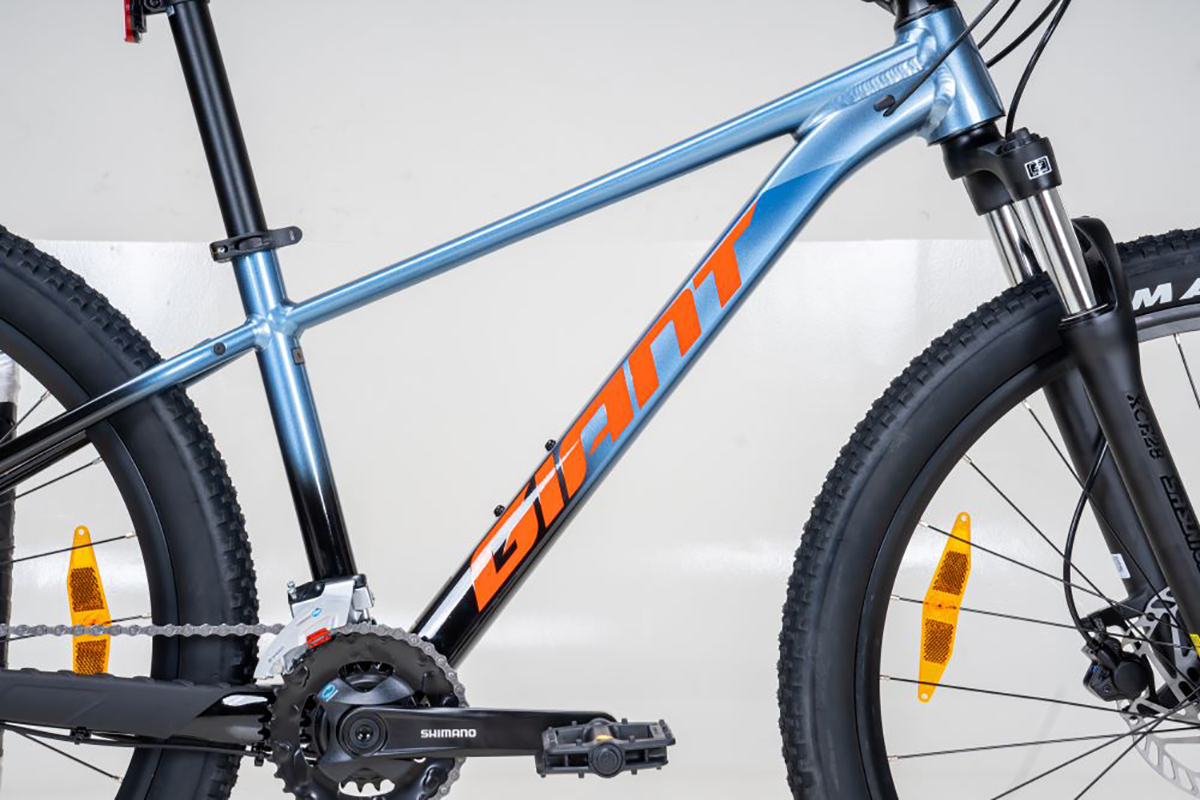 Xe Đạp Địa Hình GIANT Talon 3, Phanh Đĩa, Bánh 27.5 Inches bản 2025