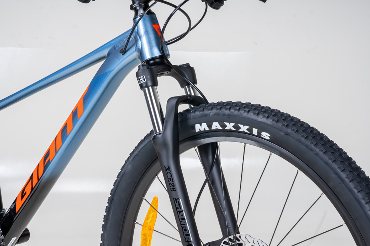 Xe Đạp Địa Hình GIANT Talon 3, Phanh Đĩa, Bánh 27.5 Inches bản 2025